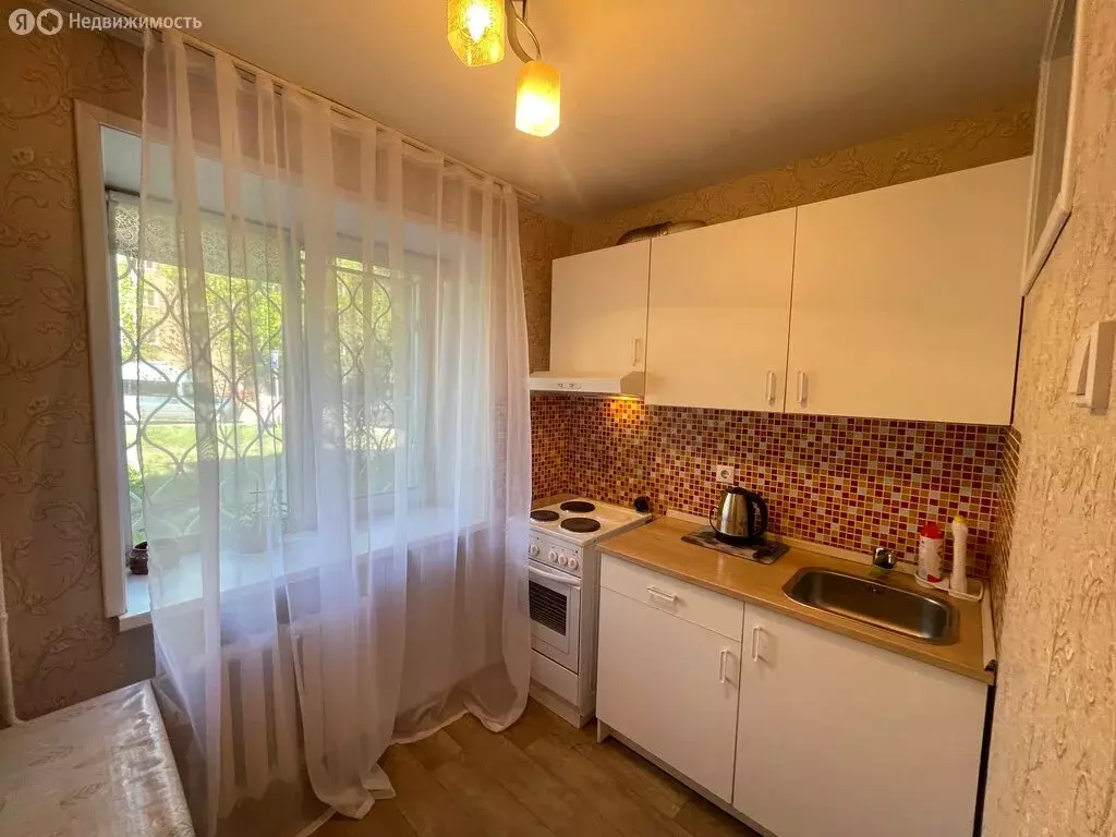 2-комнатная квартира: Иркутск, Красноярская улица, 39 (42 м) - Фото 0