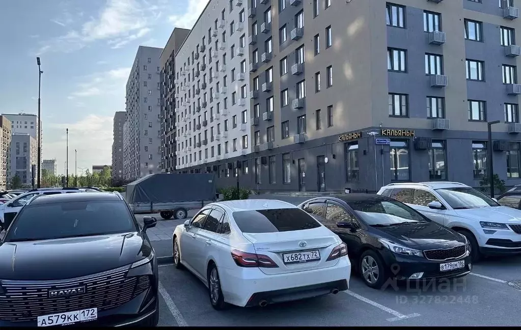 Помещение свободного назначения в Тюменская область, Тюмень ул. ... - Фото 1