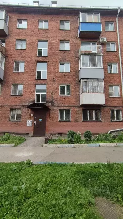 2-к кв. Кемеровская область, Новокузнецк Народная ул., 25 (42.8 м) - Фото 0