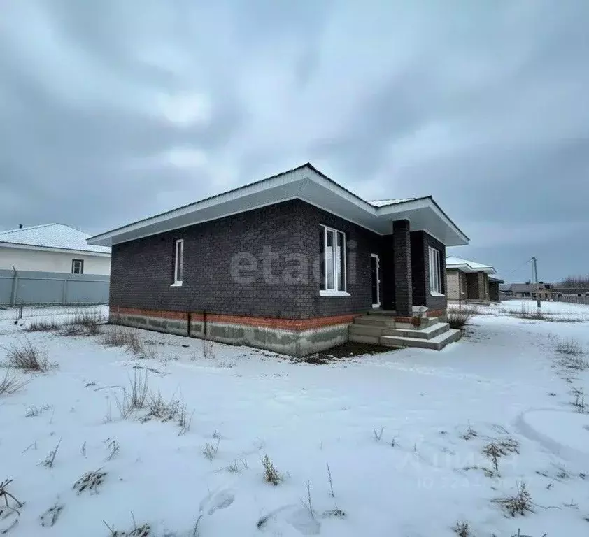 Дом в Башкортостан, Иглинский район, с. Акбердино Центральная ул., 57 ... - Фото 1