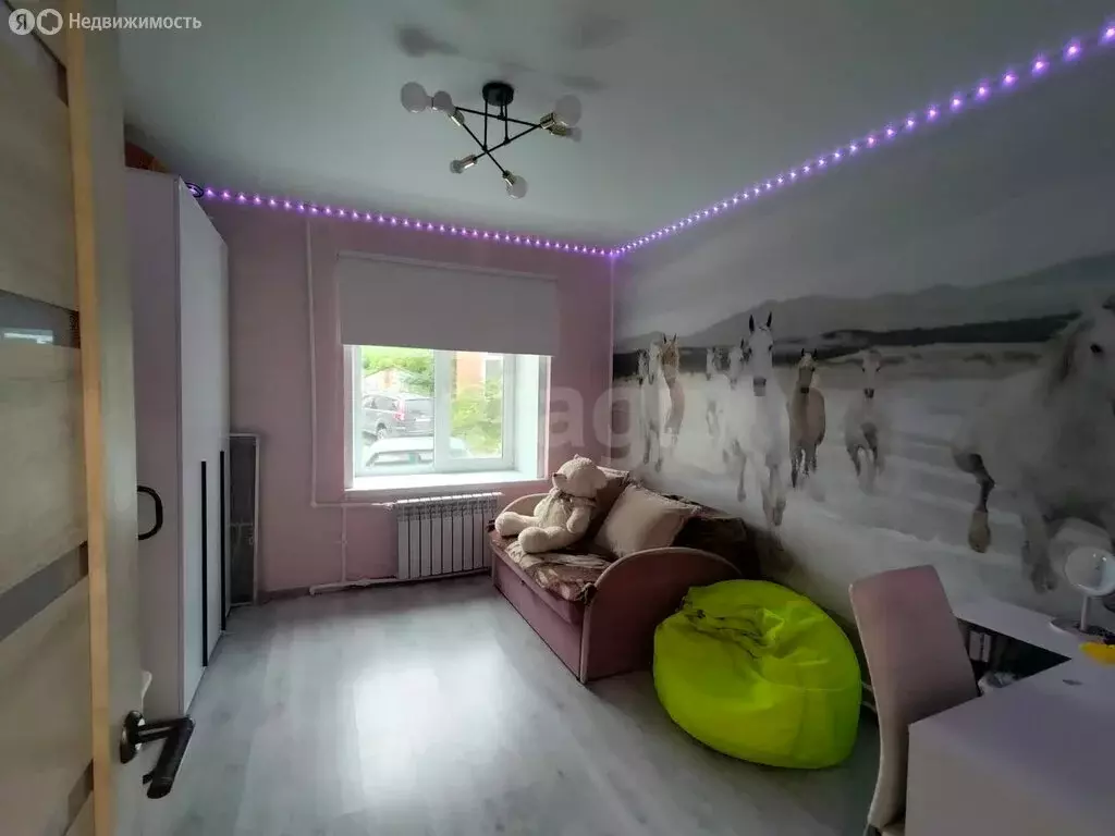 2-комнатная квартира: Ирбит, улица Калинина, 34 (45 м) - Фото 1