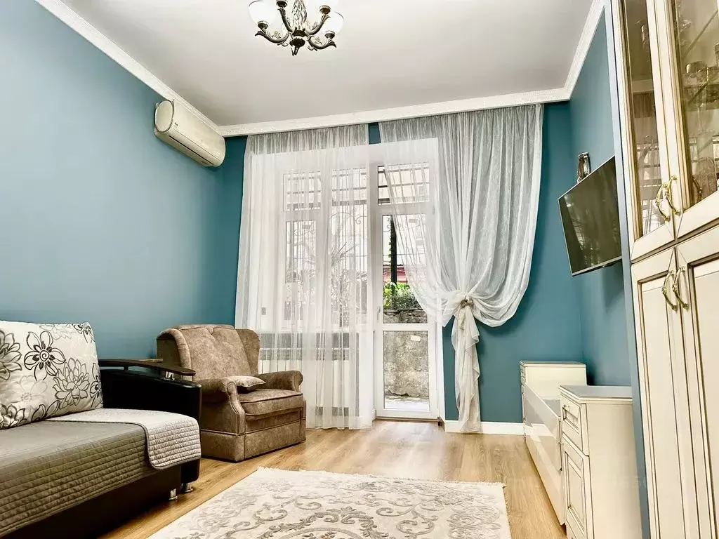 2-к кв. Крым, Ялта пер. Потемкинский, 5 (55.0 м) - Фото 0