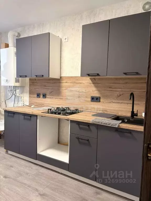 2-к кв. Волгоградская область, Волгоград ул. Добрушина, 47 (48.7 м) - Фото 0