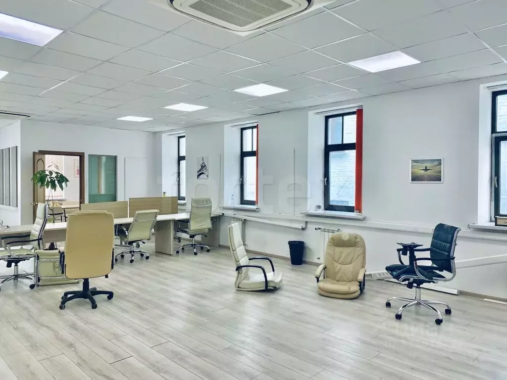 Офис в Москва ул. Земляной Вал, 68/18С5 (2650 м) - Фото 2