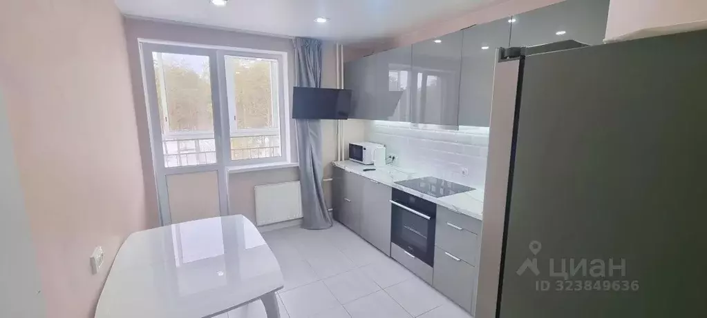 1-к кв. Свердловская область, Екатеринбург ул. Умельцев, 9А (36.0 м) - Фото 1