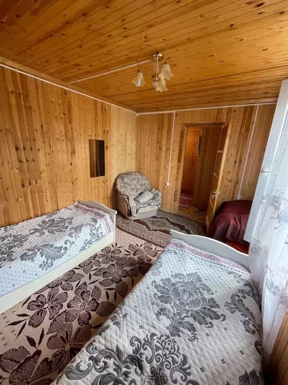 Дом в Дагестан, с. Гуниб ул. Имени Имама Шамиля, 1 (80 м) - Фото 1