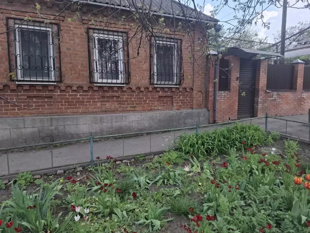Дом в Ростовская область, Ростов-на-Дону ул. Мартовицкого, 34 (900 м) - Фото 1