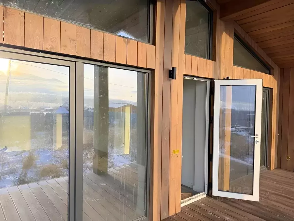 Дом в Алтай, Усть-Коксинский район, с. Тюнгур ул. Полевая, 38 (63 м) - Фото 2