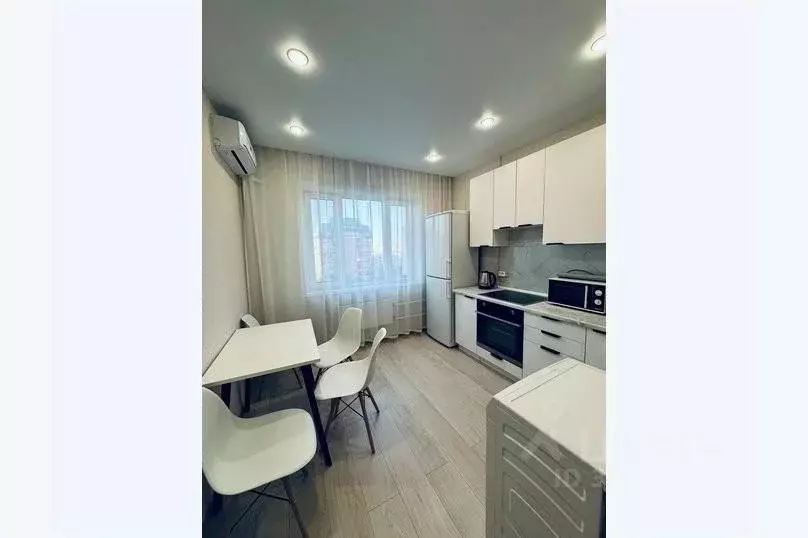 2-к кв. Курганская область, Курган Заозерный жилрайон, 5-й мкр, 35А ... - Фото 0