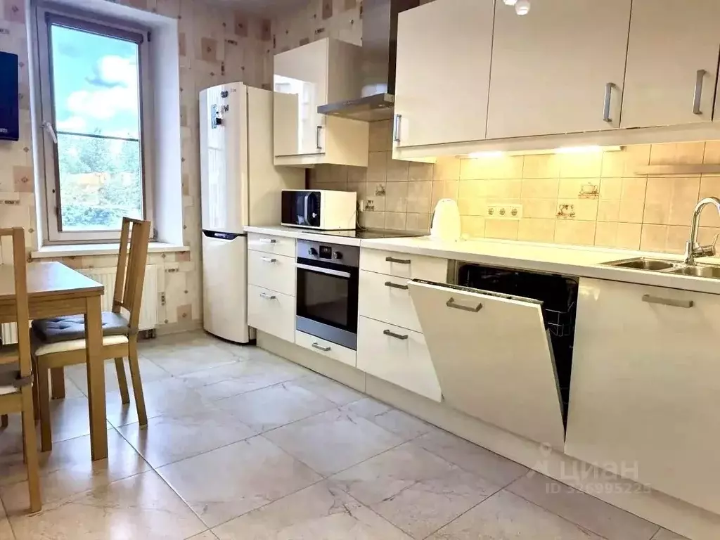 1-к кв. Москва пос. Коммунарка, ул. Фитаревская, 15к1 (36.0 м) - Фото 2