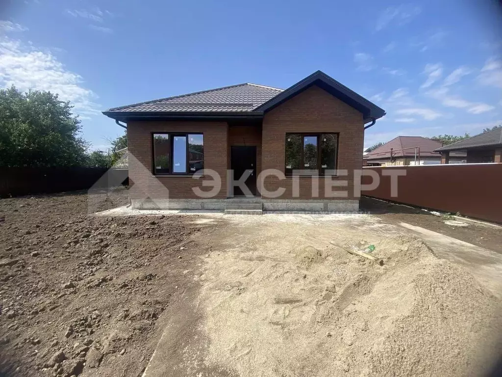 Дом в Краснодарский край, Динской район, Новотитаровская ст-ца ул. ... - Фото 2