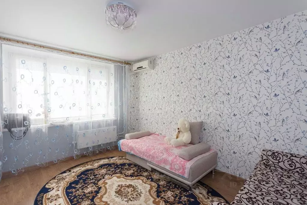 2-к кв. Тюменская область, Тюмень ул. Павла Шарова, 9к1 (67.5 м) - Фото 1