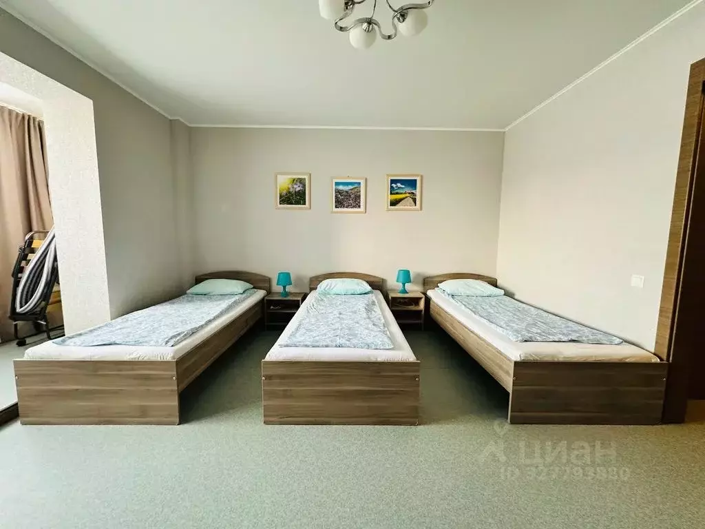 Комната Челябинская область, Челябинск Электростальская ул., 23 - Фото 1