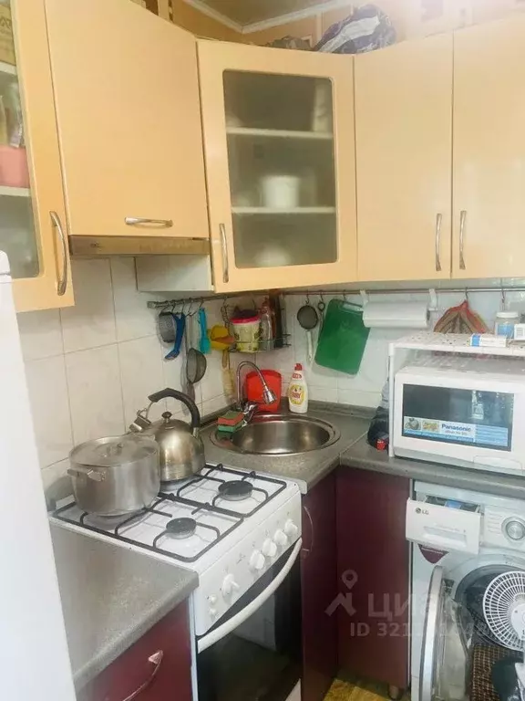 1-к кв. Волгоградская область, Волгоград ул. Быстрова, 90 (30.9 м) - Фото 1