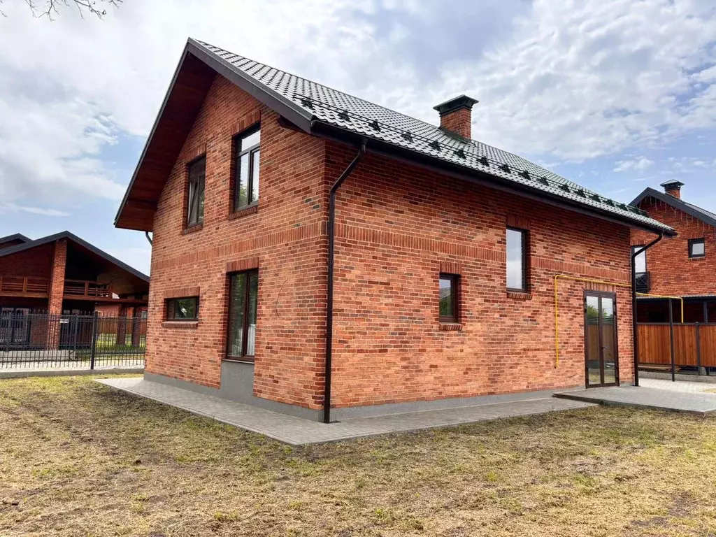 Дом в Краснодарский край, Северская ст-ца ул. 50 лет Октября, 171/1 ... - Фото 0