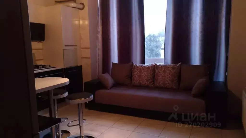 2-к кв. Севастополь ул. Колобова, 35/2 (56.0 м) - Фото 1