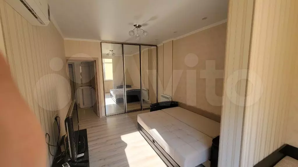 1-к. квартира, 38 м, 1/4 эт. - Фото 1