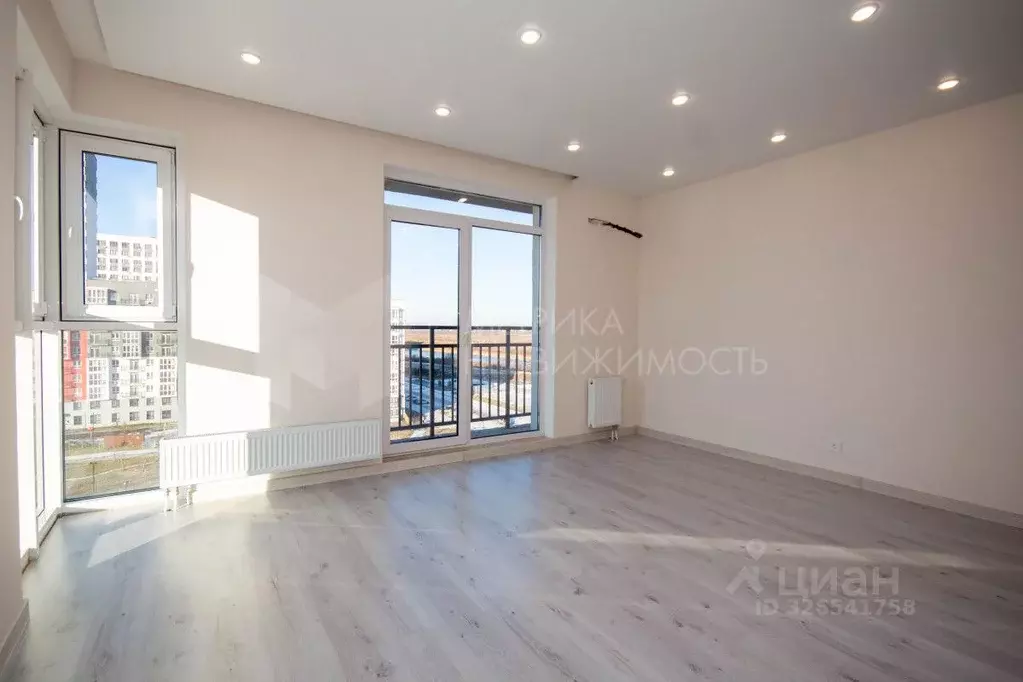 2-к кв. Тюменская область, Тюмень ул. Краснооктябрьская, 16к1 (60.0 м) - Фото 2