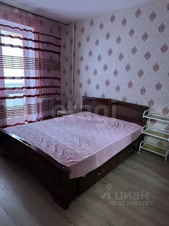 3-к кв. Крым, Симферополь ул. Балаклавская (80.0 м) - Фото 1