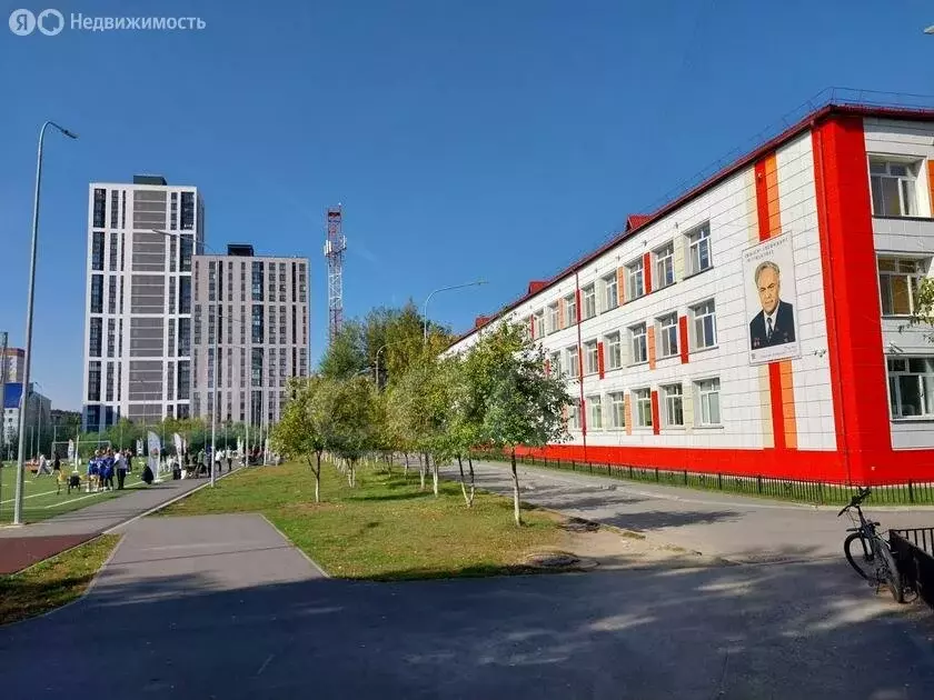 2-комнатная квартира: тюмень, улица щербакова, 96 (52 м) - Фото 1