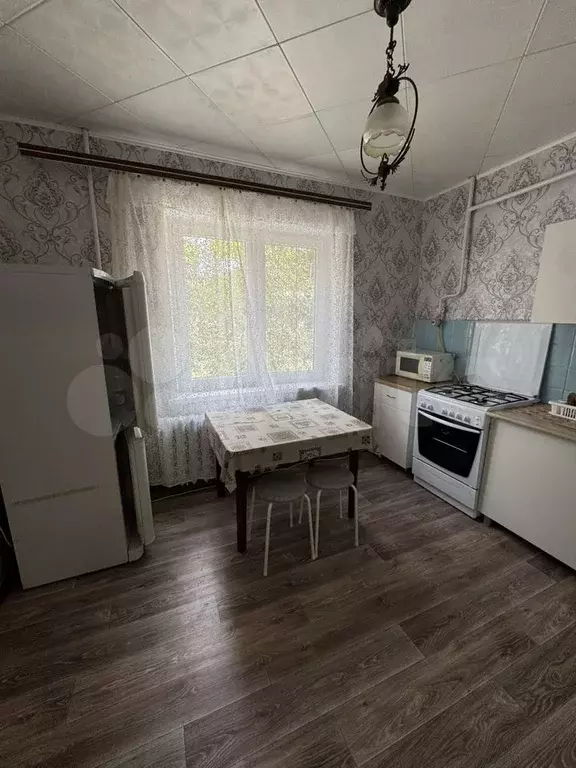 1-к. квартира, 37 м, 1/9 эт. - Фото 1