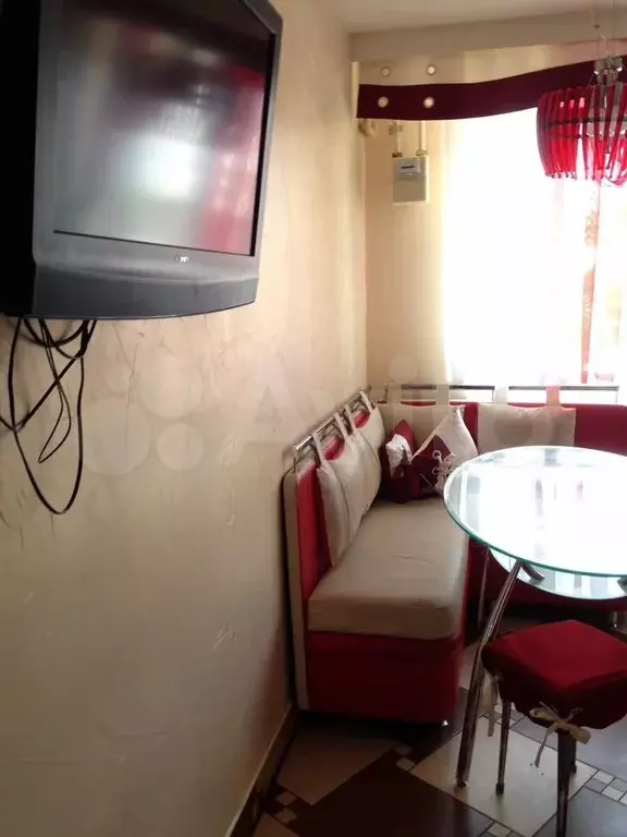 3-к. квартира, 63 м, 1/1 эт. - Фото 1