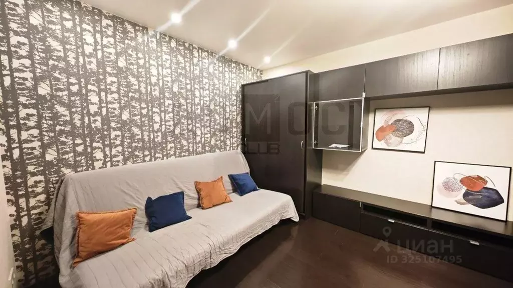 1-к кв. Свердловская область, Екатеринбург ул. Пальмиро Тольятти, 28 ... - Фото 2