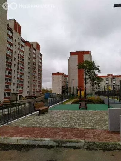 2-комнатная квартира: Смоленск, Ипподромный проезд, 32 (67 м) - Фото 2