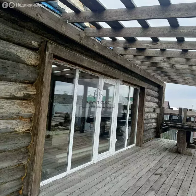 Дом в село Красная Башкирия, улица Рауфа Давлетова (120 м) - Фото 0