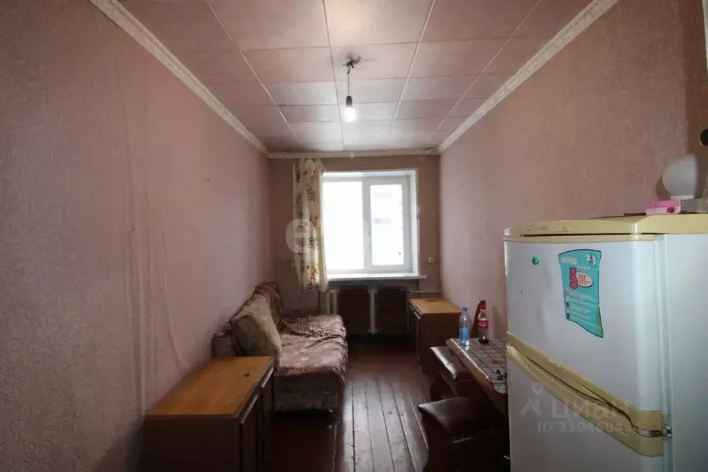 Комната Тюменская область, Тюмень Волгоградская ул., 21 (11.5 м) - Фото 1