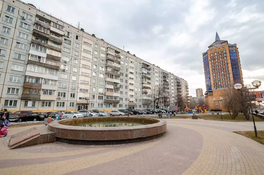 4-к. квартира, 75 м, 1/9 эт. - Фото 1