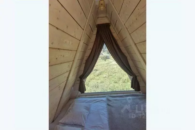 Дом в Карачаево-Черкесия, Зеленчукский район, с. Архыз ул. Курджиева, ... - Фото 2