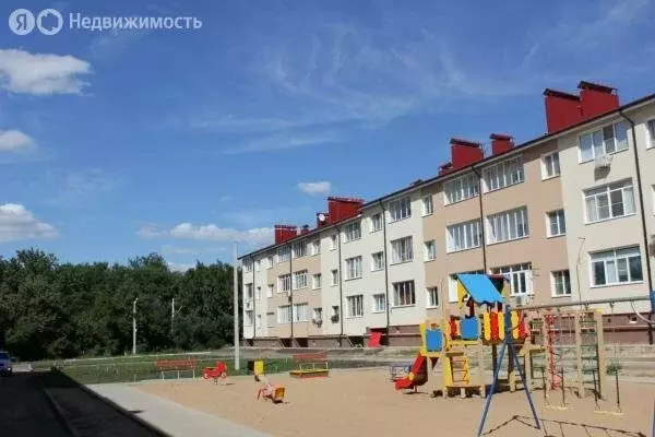 2-комнатная квартира: село Ямное, улица Генерала Сысоева, 2/2 (62.6 м) - Фото 1