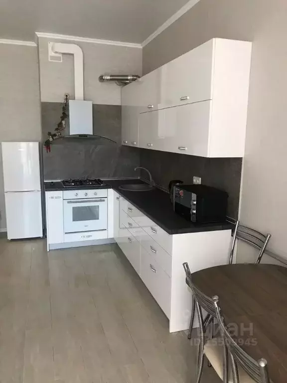 1-к кв. Краснодарский край, Геленджик Крымская ул., 22к11 (42.0 м) - Фото 1