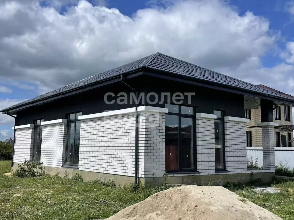 Дом в Липецкая область, Липецкий муниципальный округ, с. Ленино ул. ... - Фото 1