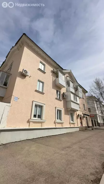 2-комнатная квартира: Октябрьский, улица Губкина, 3 (60 м) - Фото 0