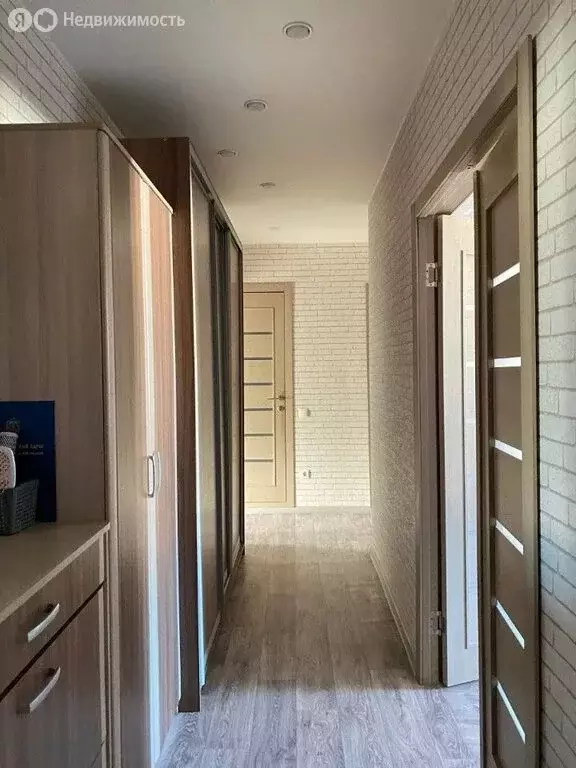 3-комнатная квартира: Великий Новгород, Большая Московская улица, ... - Фото 1