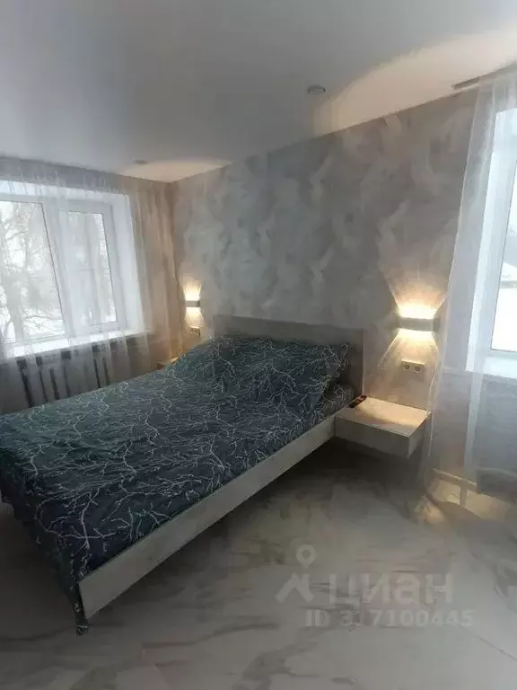 2-к кв. Нижегородская область, Бор ул. Максима Горького, 2 (40.0 м) - Фото 0