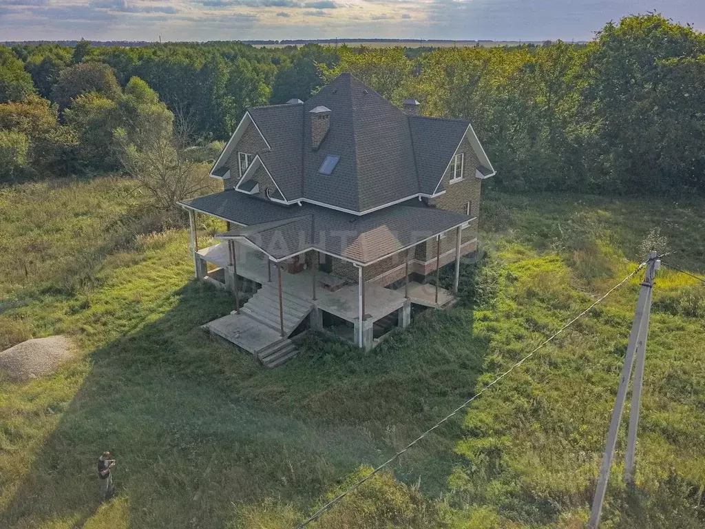 Коттедж в Липецкая область, Добровский муниципальный округ, с. ... - Фото 1