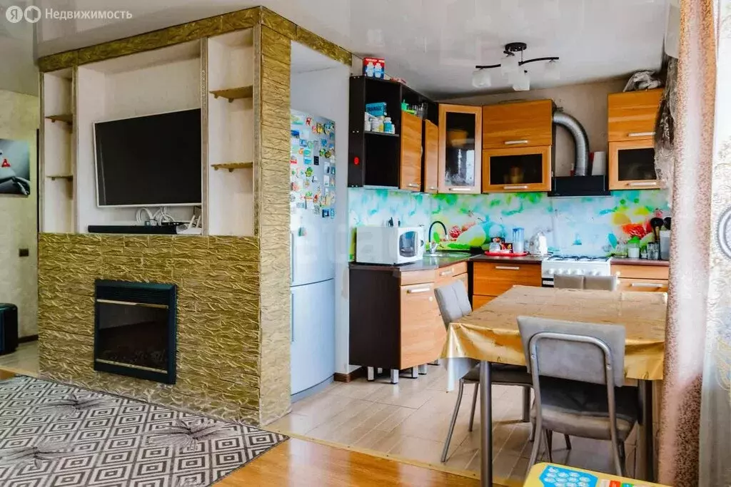 2-комнатная квартира: Комсомольск-на-Амуре, улица Аллея Труда, 54 ... - Фото 1