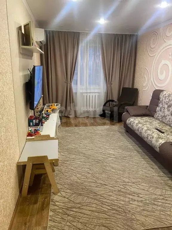 2-к кв. Тюменская область, Тюмень Олимпийская ул., 21 (50.0 м) - Фото 1