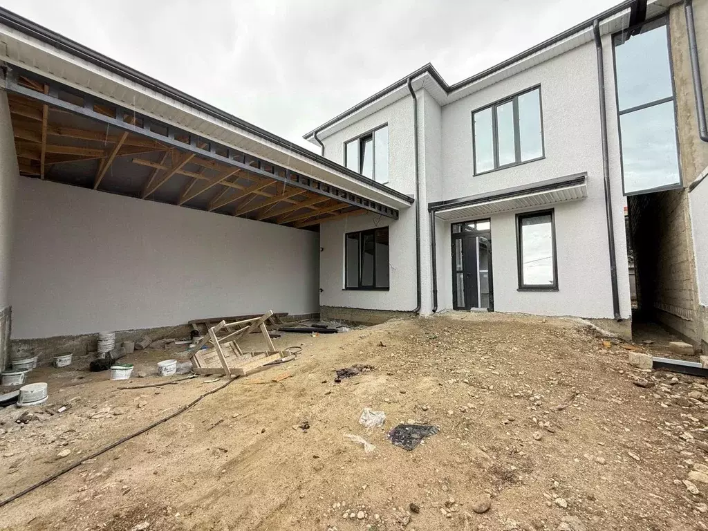 Дом в Кабардино-Балкария, Нальчик ул. Матросова, 2Б (220 м) - Фото 2