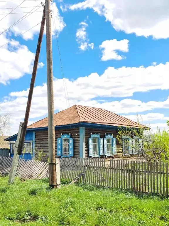 Дом в Омская область, Любинский район, с. Увало-Ядрино ул. Фролова, 2 ... - Фото 0