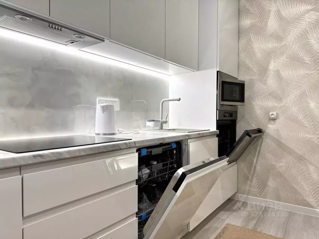 2-к кв. Татарстан, Казань ул. Петра Полушкина, 4 (60.0 м) - Фото 2