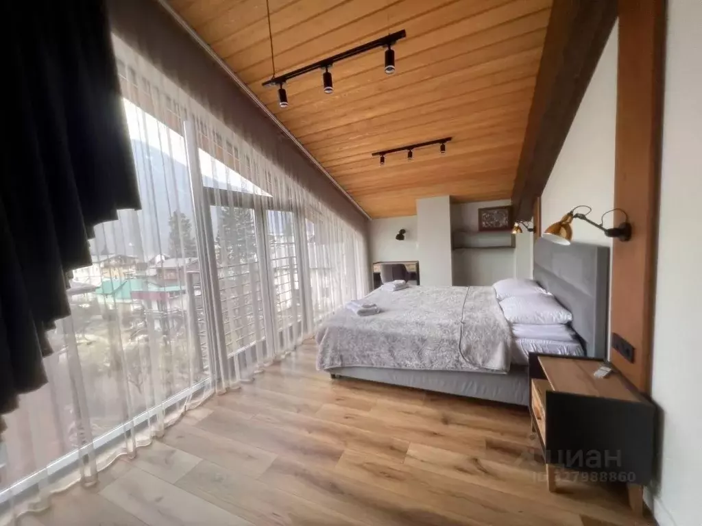 Дом в Краснодарский край, Сочи Красная Поляна пгт, ул. Волоколамская, ... - Фото 1