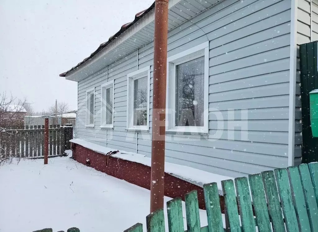 Дом в Омская область, Омский район муниципальный округ, с. Надеждино ... - Фото 1