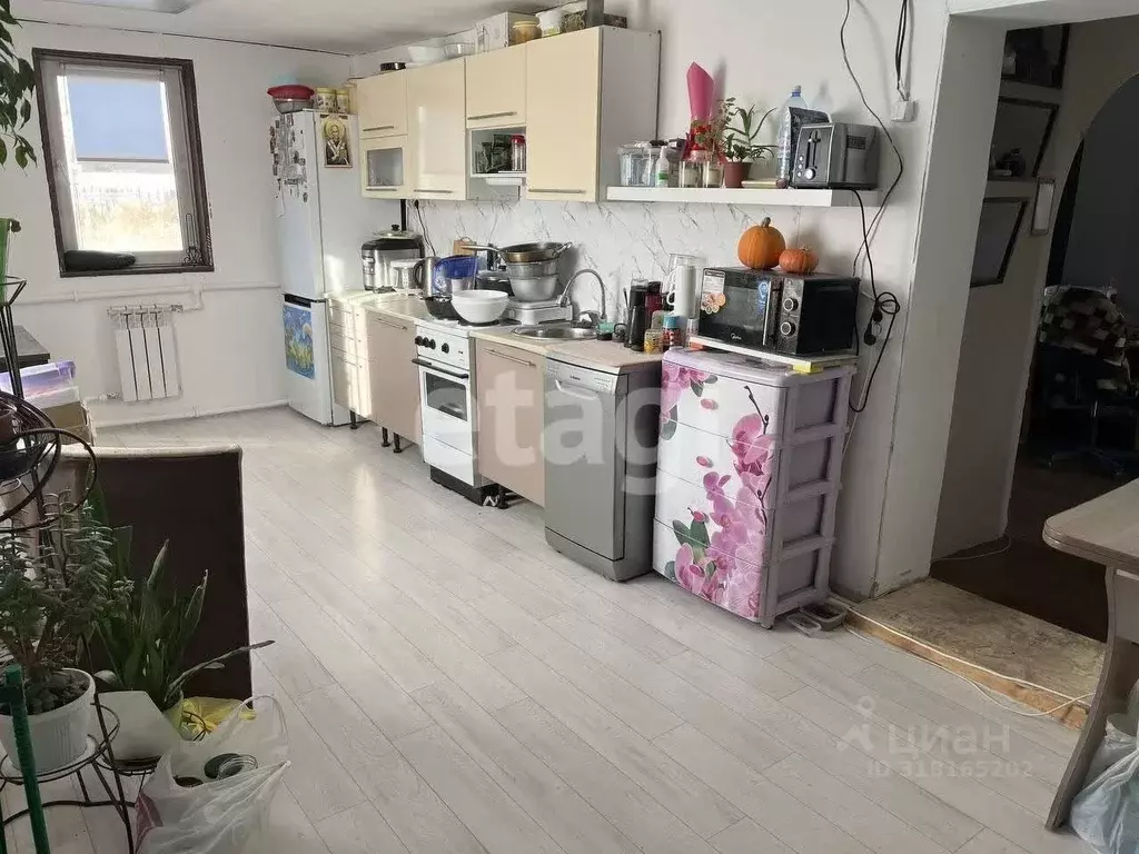 Дом в Бурятия, Иволгинский район, Гурульбинское с/пос, с. Поселье ул. ... - Фото 0