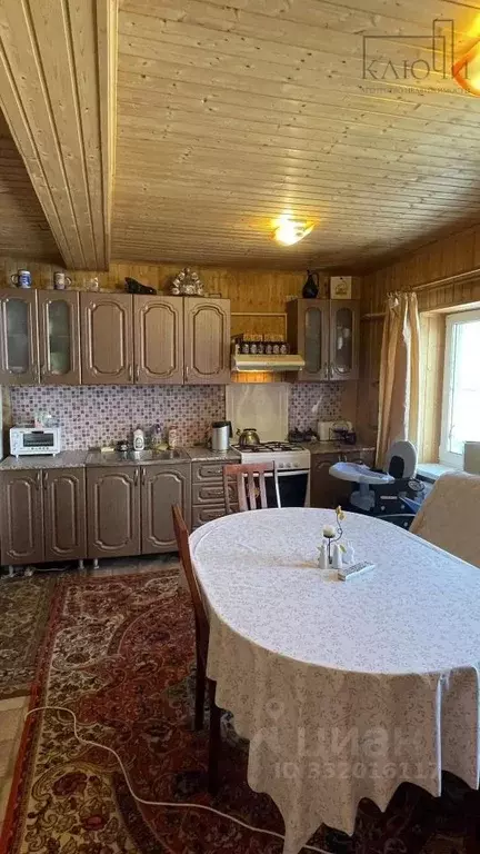 Дом в Башкортостан, Белорецкий район, с. Кага ул. Ленина (100 м) - Фото 1