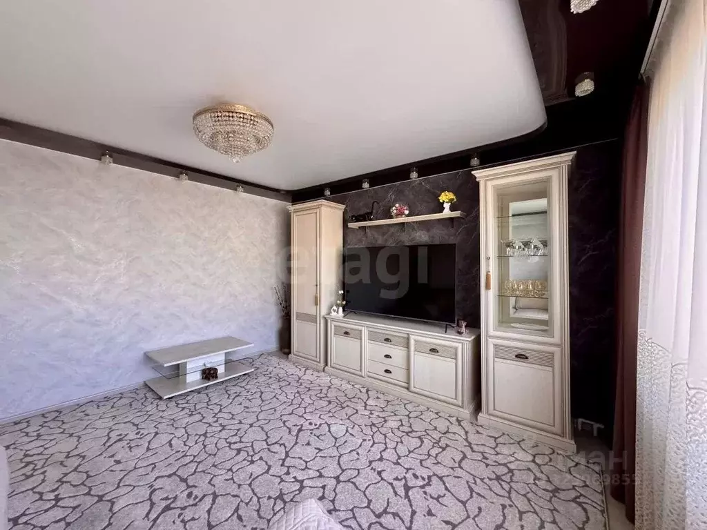 3-к кв. Кемеровская область, Кемерово Октябрьский просп., 38 (66.0 м) - Фото 2