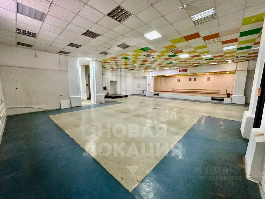 Торговая площадь в Омская область, Омск ул. Богдана Хмельницкого, 214 ... - Фото 0